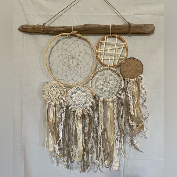 Handmade Dreamcatcher Wall Hanging